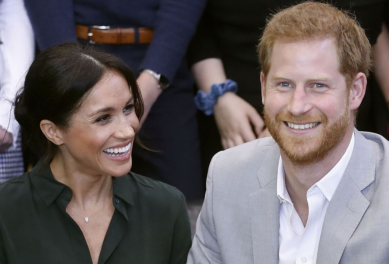 Prins Harry in de wolken na bevalling Meghan
