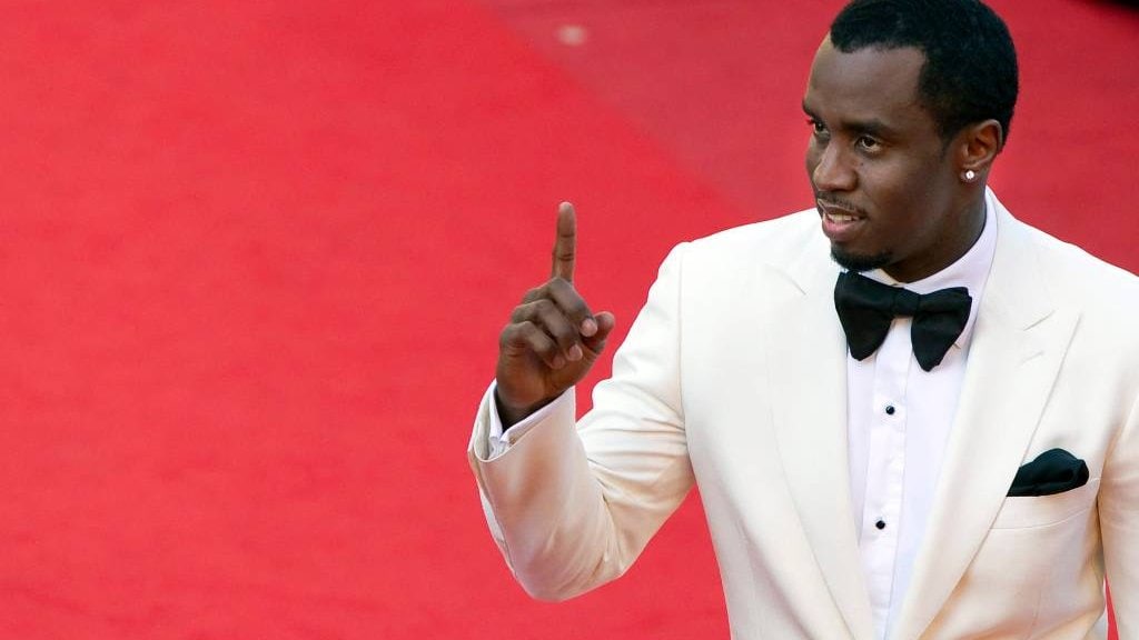 Diddy strooit met miljoenen