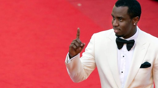 Diddy strooit met miljoenen