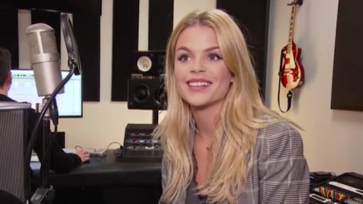 Moeten we deze YouTube-ster naar het songfestival sturen?