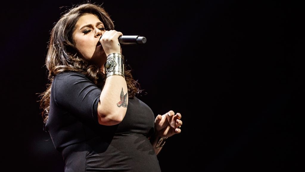 Roxeanne Hazes deelt haar intiemste zwangerschapsfoto