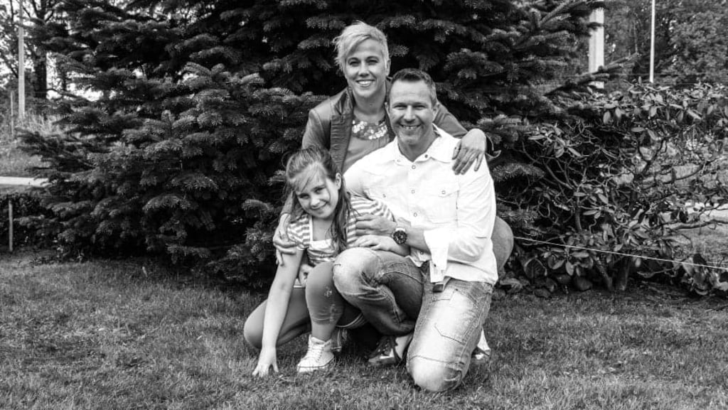 Debby met haar dochter Jessie en man Richard