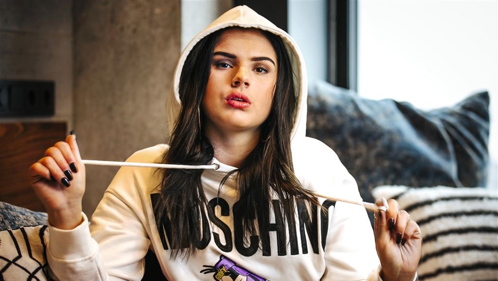 Famke Louise wordt door veel mensen onderschat