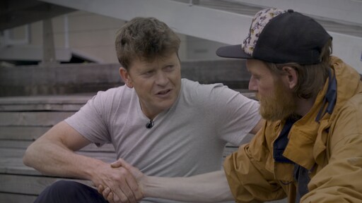 Beau van Erven Dorens bezorgt dakloze Patrick een droompaleisje