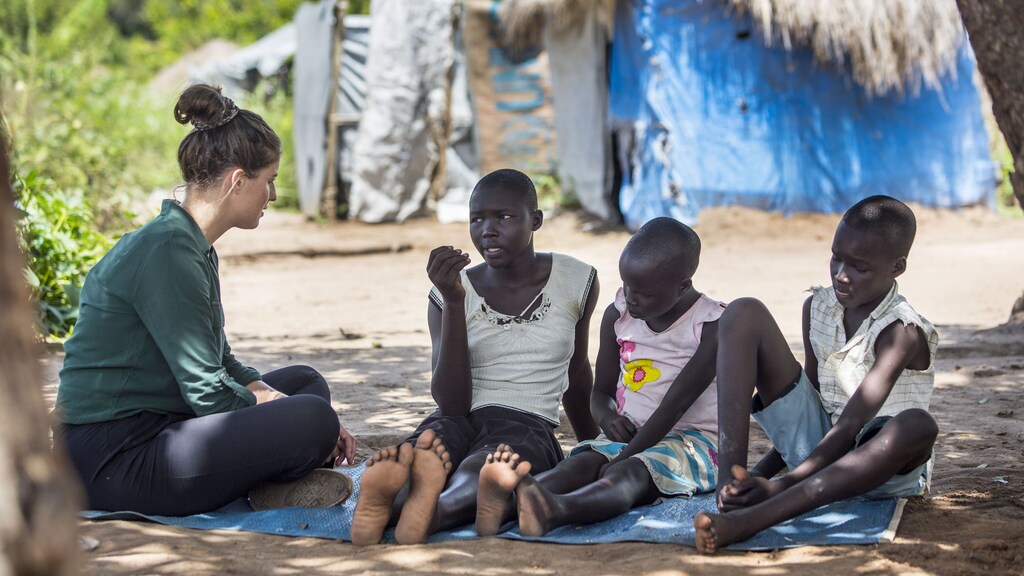 Marieke helpt kindgezinnen naar school gaan