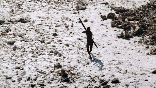 Man reist naar 'gevaarlijkste eiland ter wereld', wordt aangehouden
