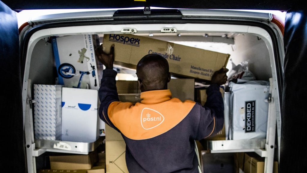 Consumentenbond klaar met PostNL om klachtenregen over pakketbezorging