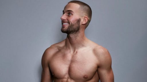 Donny Roelvink showt sexy lichaam in documentaire