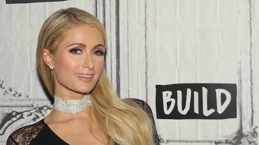 Paris Hilton niet van plan dure verlovingsring terug te geven