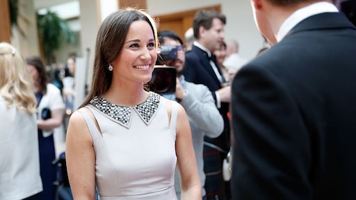Pippa Middleton 11 weken na de bevalling weer helemaal strak