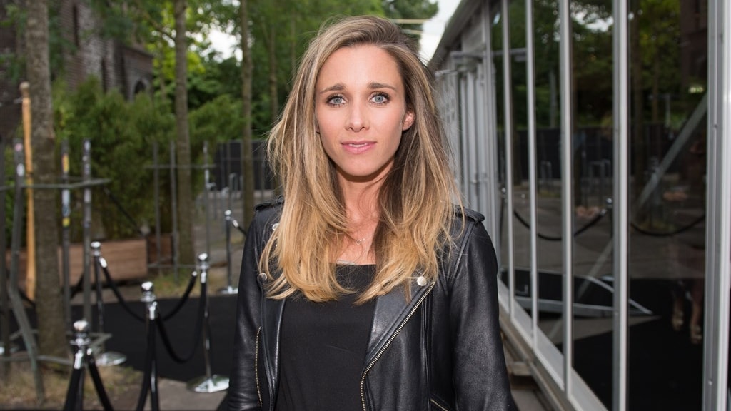 ZIEN: Ellen Hoog showt prachtige babybuik