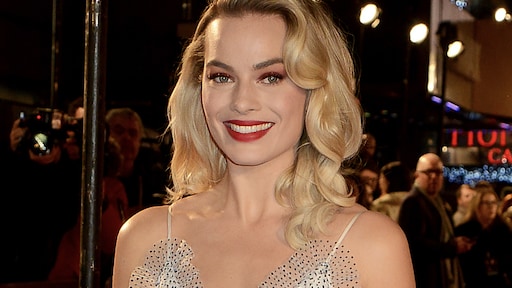 Margot Robbie kruipt in de huid van Barbie