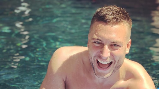 'Viktor Verhulst in ziekenhuis na auto-ongeluk'