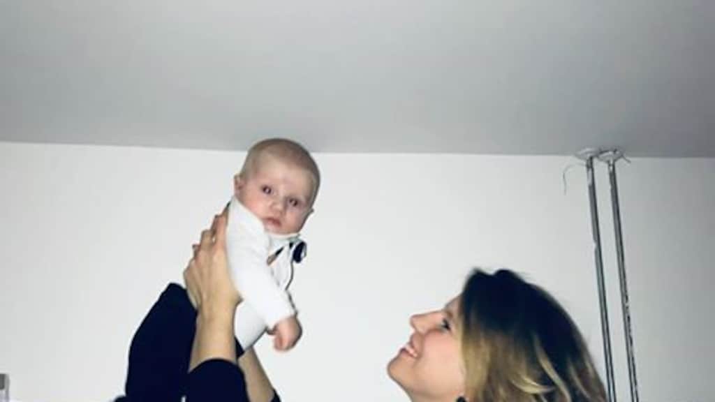 Brigiet met haar zoontje Lloyd.