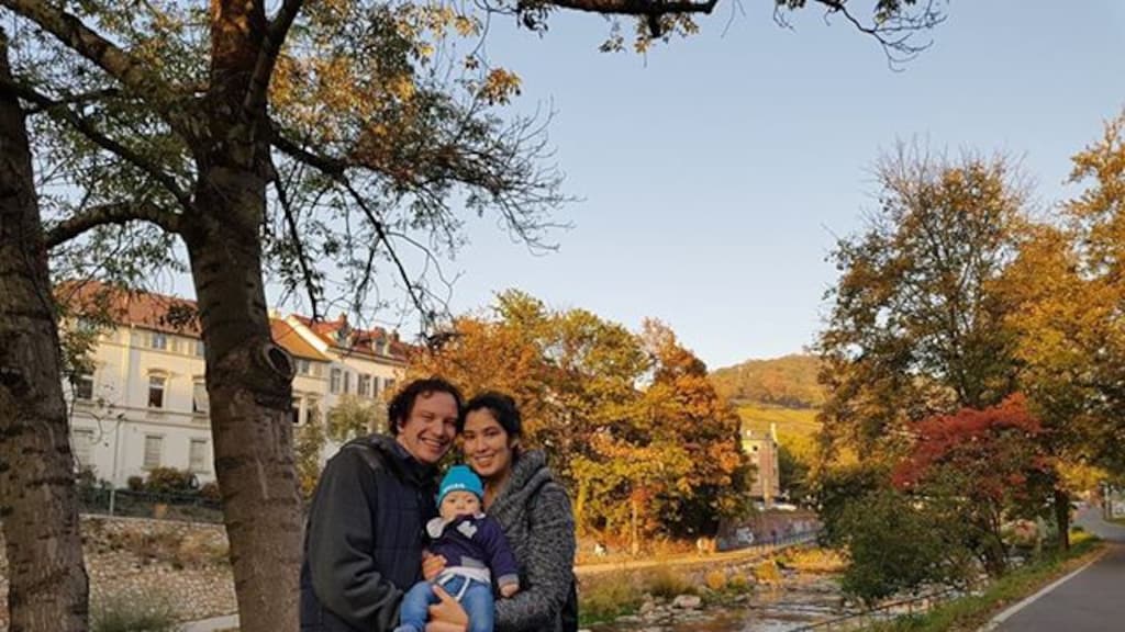 Emily, haar vriend en zoontje.