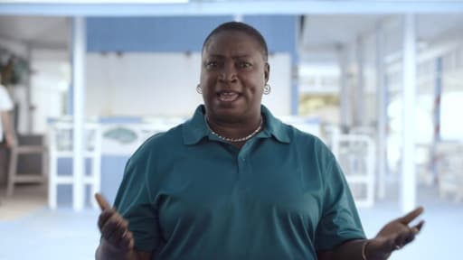 Al 140.000 euro opgehaald voor Fyre Festival-cateraar