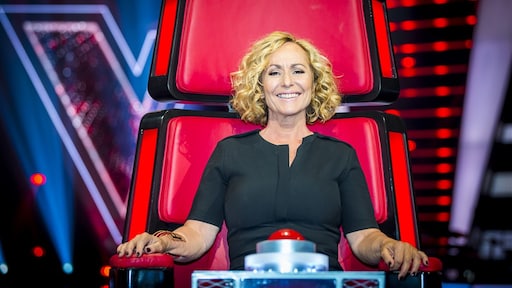 Angela heeft nog altijd nare smaak aan 'ontslag' The Voice