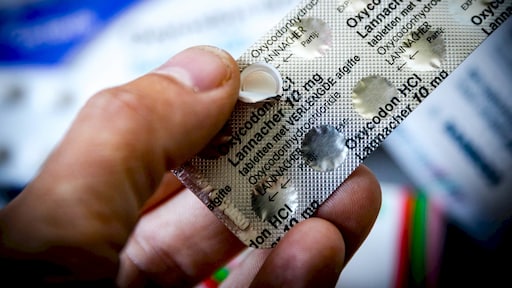 Verslavende pijnstillers aangepakt: niet zomaar herhaalrecept