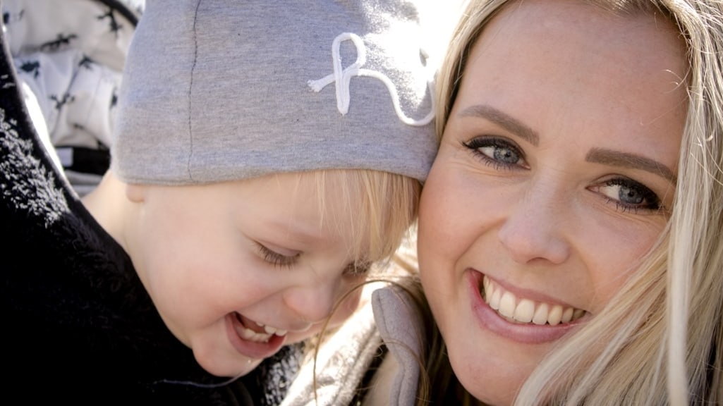 Monique Smit moest zwangerschap geheimhouden