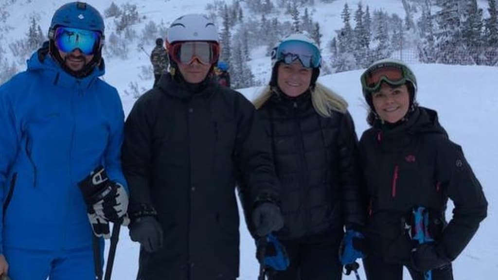 Noorse en Zweedse royals samen op wintersport