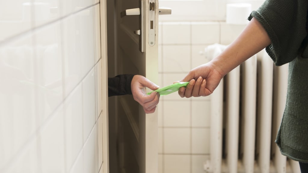 Nieuwe emoji: bloeddruppel moet taboe op menstruatie doorbreken