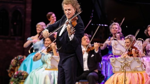 André Rieu past beter op lichaam