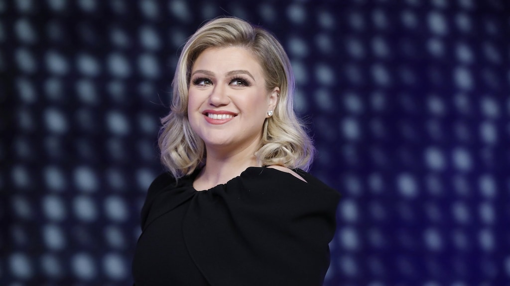 Kelly Clarkson doet prachtige cover van Shallow