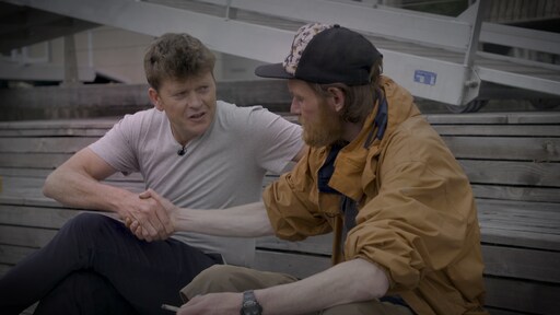 Prachtmens: Beau verrast dakloze met ontbijtje