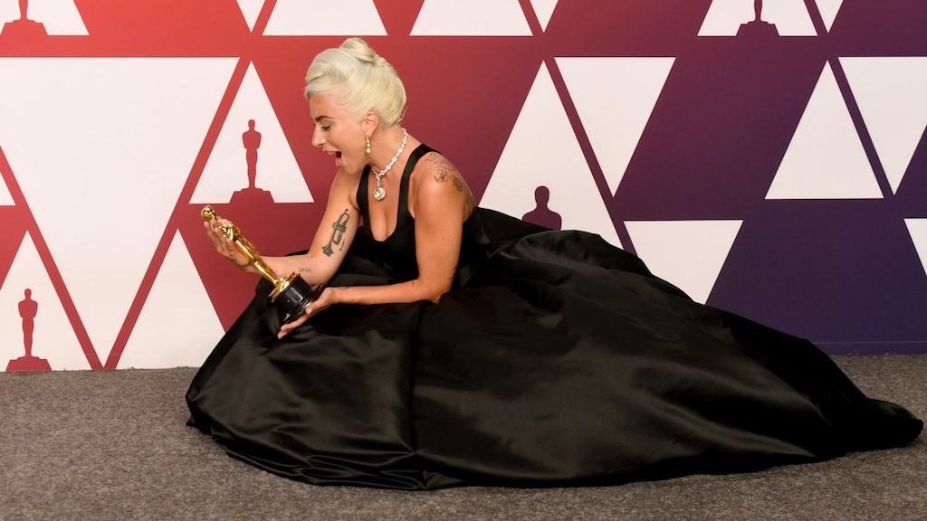 Lady Gaga sleept eerste Oscar in de wacht