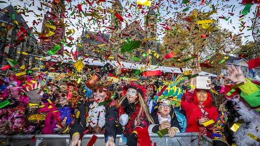 Carnaval: zuipen, wildplassen en beroofd worden