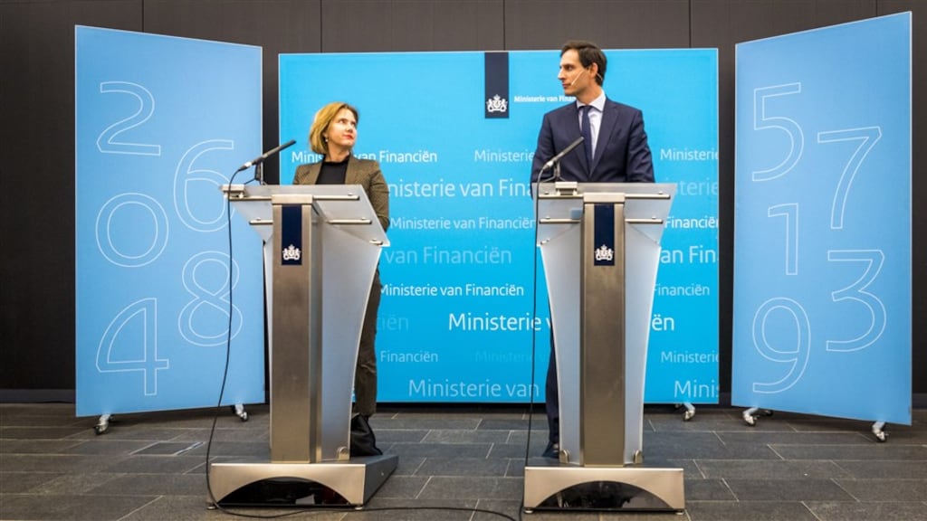 Nederlandse staat neemt belang van 14 procent in Air France-KLM