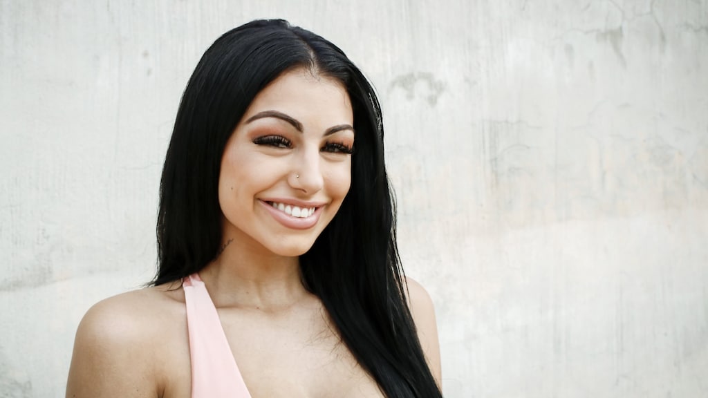 Temptation-Ayleen doet een boekje open over Heikki