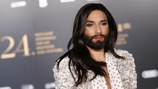Conchita Wurst zegt Auf Wiedersehen tegen haar lange lokken
