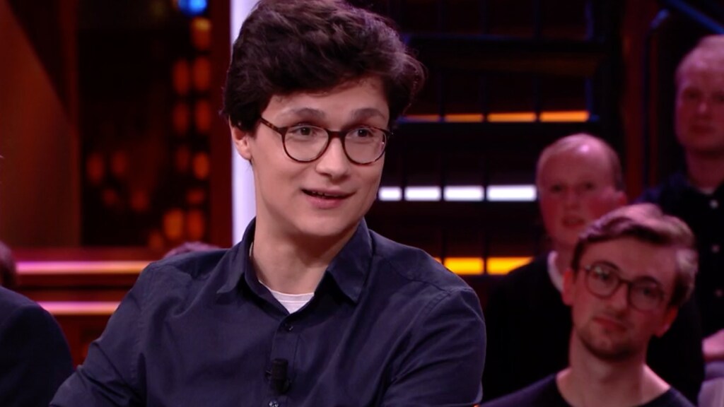 The Voice-winnaar Dennis zegt zijn baan nog niet op