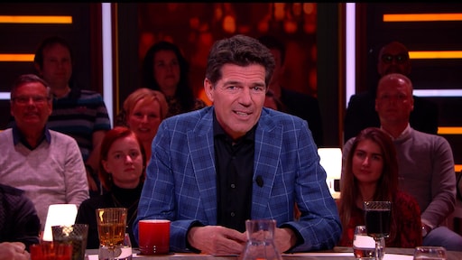 Twan Huys tijdens allerlaatste uitzending Late Night: 'Het was een wilde achtbaan'