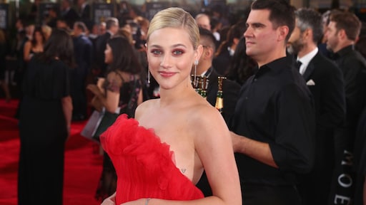 Riverdale-actrice Lili Reinhart reageert op dood Luke Perry