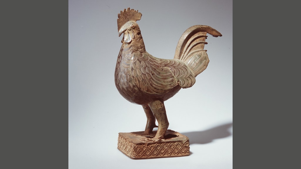 Bronzen beeld uit Benin, te zien in het Museum Volkenkunde in Leiden.