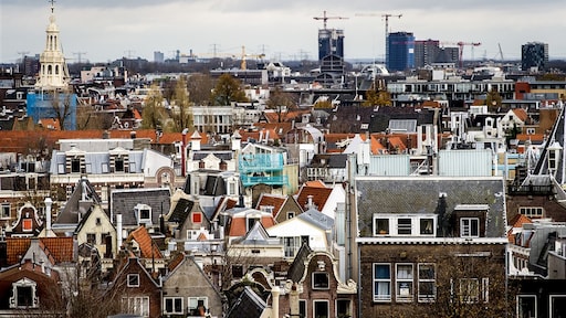 Amsterdamse huizen in middensector krijgen maximumprijs