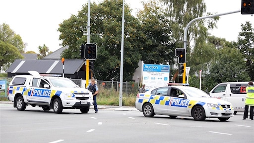 Aanslagen Nieuw-Zeeland: schutters in moskeeën, 40 doden, 20 zwaargewonden