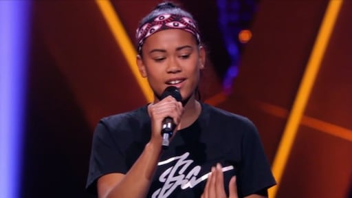 De 13-jarige Keelan blaast jury omver bij The Voice Kids