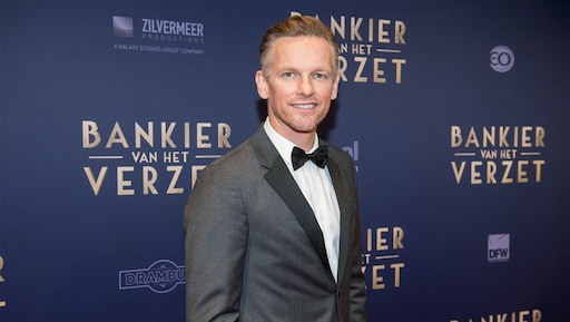 Barry Atsma laat zich helemaal gaan