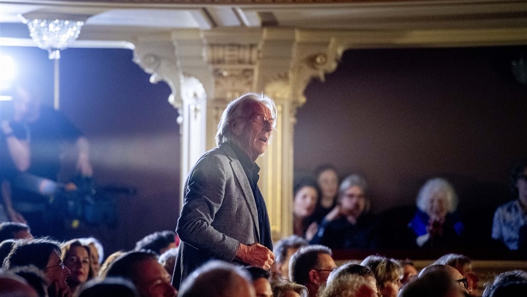 Freek de Jonge ervoer veel steun uit zaal na statement boekenbal