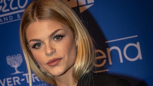 Davina Michelle trekt het land in