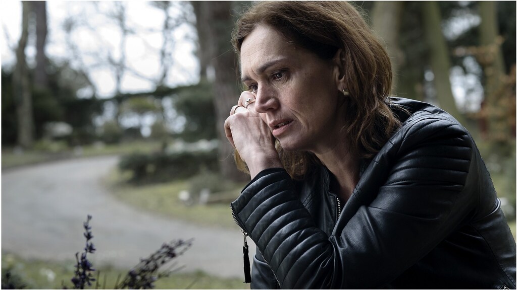 Penoza-heldin Carmen geeft teken van leven