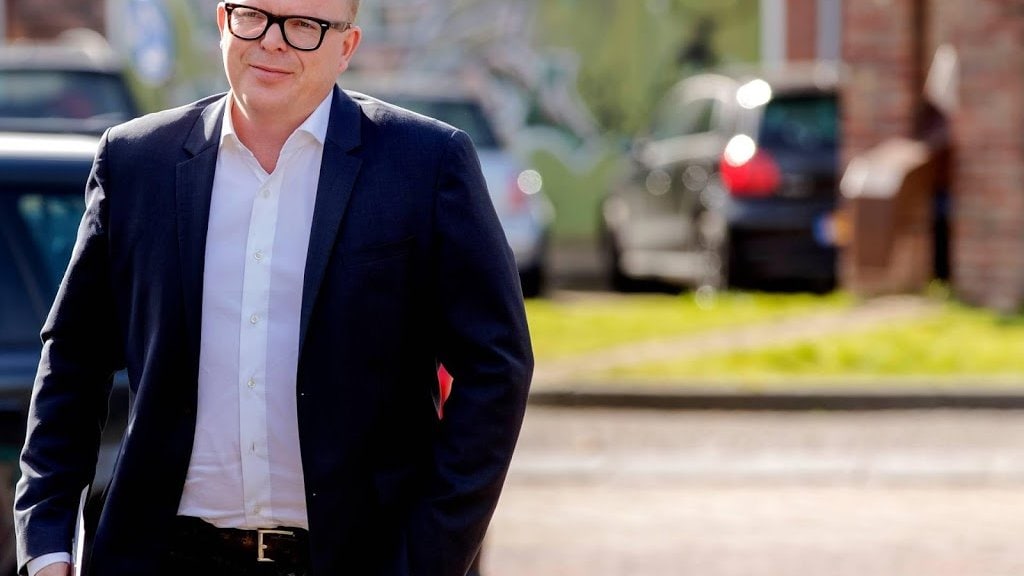 Jan Roos moet betalen na mishandeling 16-jarige