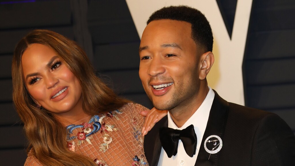 Tattoos voor Chrissy Teigen en John Legend
