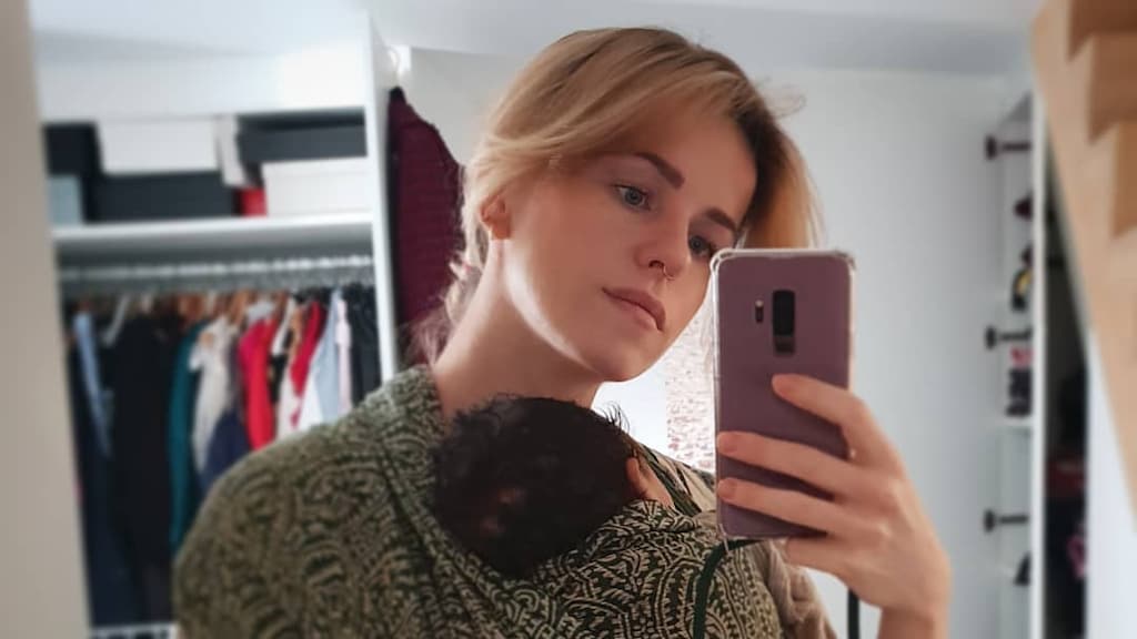 Josje Huisman: ‘Ik laat mijn baby bewust niet zien’