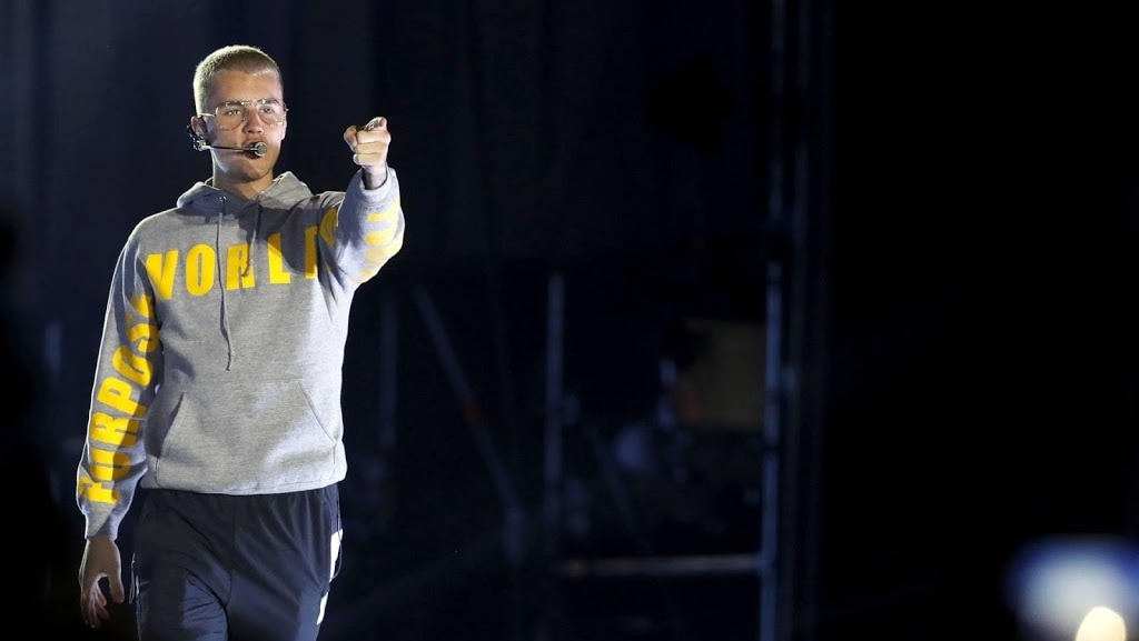 Justin Bieber geeft verrassingsoptreden op Coachella