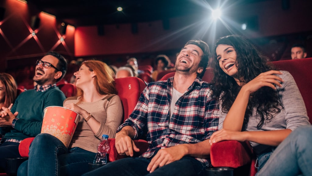 Gaan we binnenkort 's nachts naar de film? 'Nu is winkelen op zondag ook normaal'