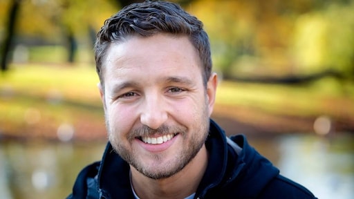 Ajouad presenteert extra aflevering Dream School